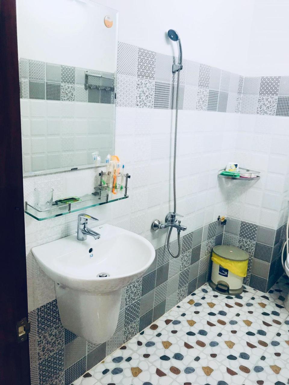 Hotel Duc Thanh Chi Khu Co Ong Buitenkant foto